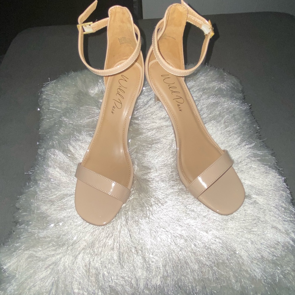 Wild Pair Nude heels size 11